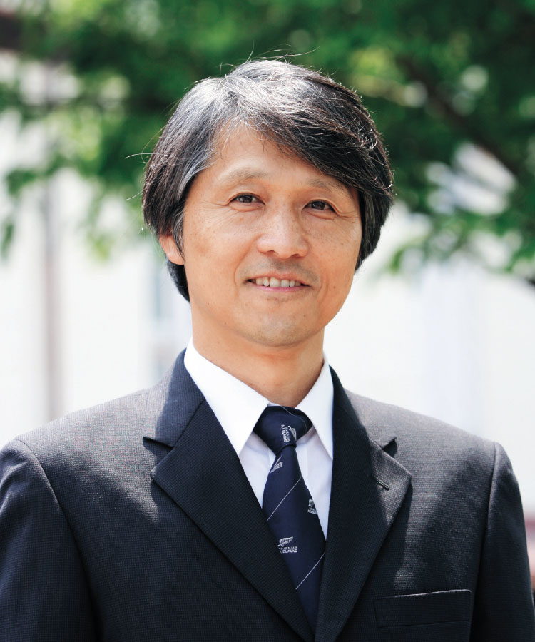校長 小野 春男